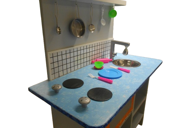 Kinderspielküche mit Zubehör (Pfannen,Besteck,etc.) C057